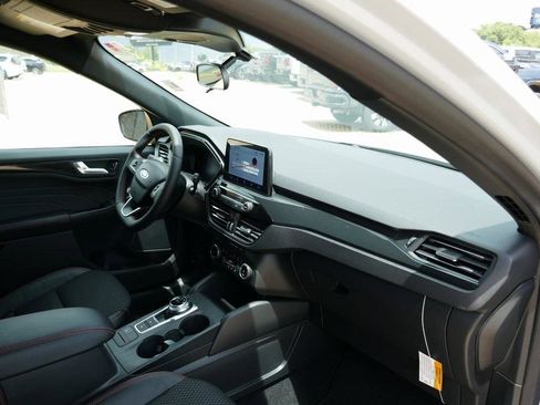 New 2025 Ford Escape ST-Line Elite image 10