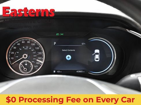 Used 2023 Genesis G70 2.0T AWD/4WD image 18