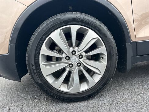 Used 2018 Buick Encore Preferred image 12