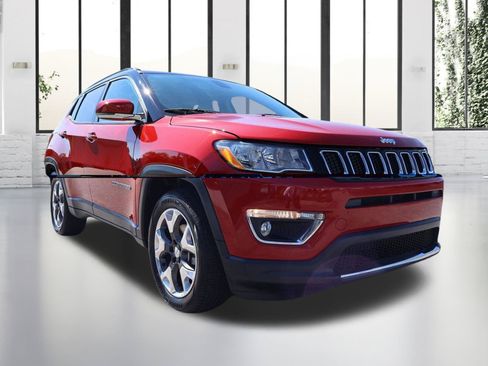 Used 2019 Jeep Compass Limited FWD image 7