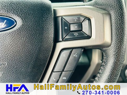 Used 2015 Ford F150 Platinum w/ Equipment Group 701A Luxury image 27