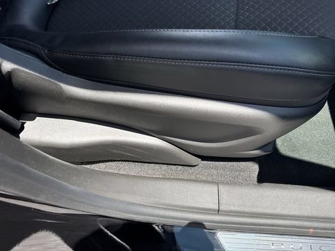 Used 2021 Buick Encore Preferred w/ Safety Package FWD image 45
