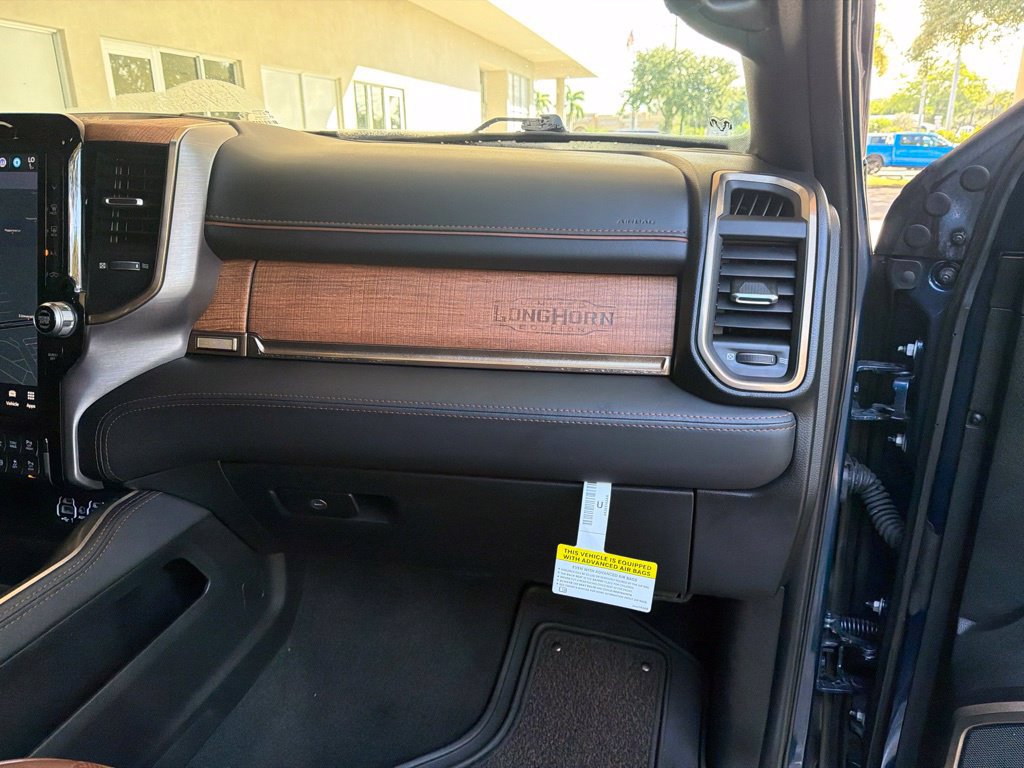 Used 2023 RAM 3500 Limited AWD/4WD image 28