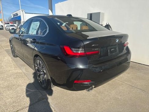 New 2026 BMW 330i xDrive Sedan w/ Premium Package image 3