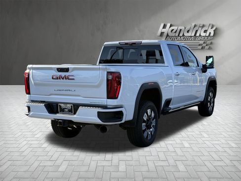Used 2024 GMC Sierra 2500 Denali w/ Denali Reserve Package AWD/4WD image 10