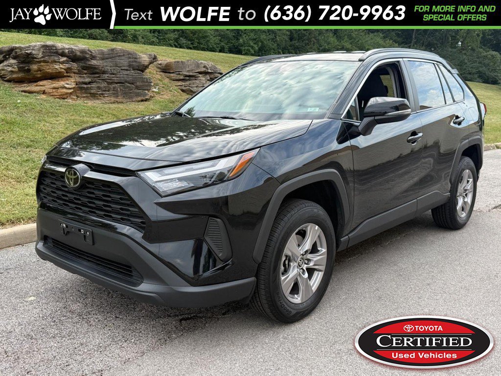 Certified 2025 Toyota RAV4 XLE AWD/4WD image 1