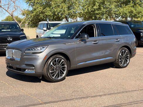 Used 2021 Lincoln Aviator Reserve w/ Equipment Group 201A RWD image 2