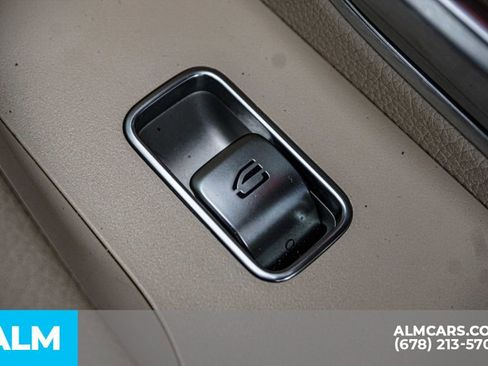 Used 2025 Mercedes-Benz GLS 450 4MATIC image 65