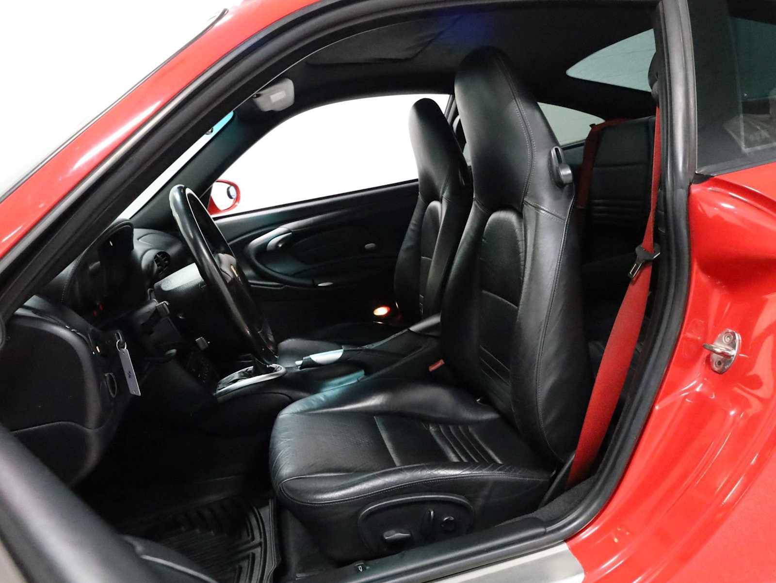 Used 2002 Porsche 911 Carrera RWD image 5