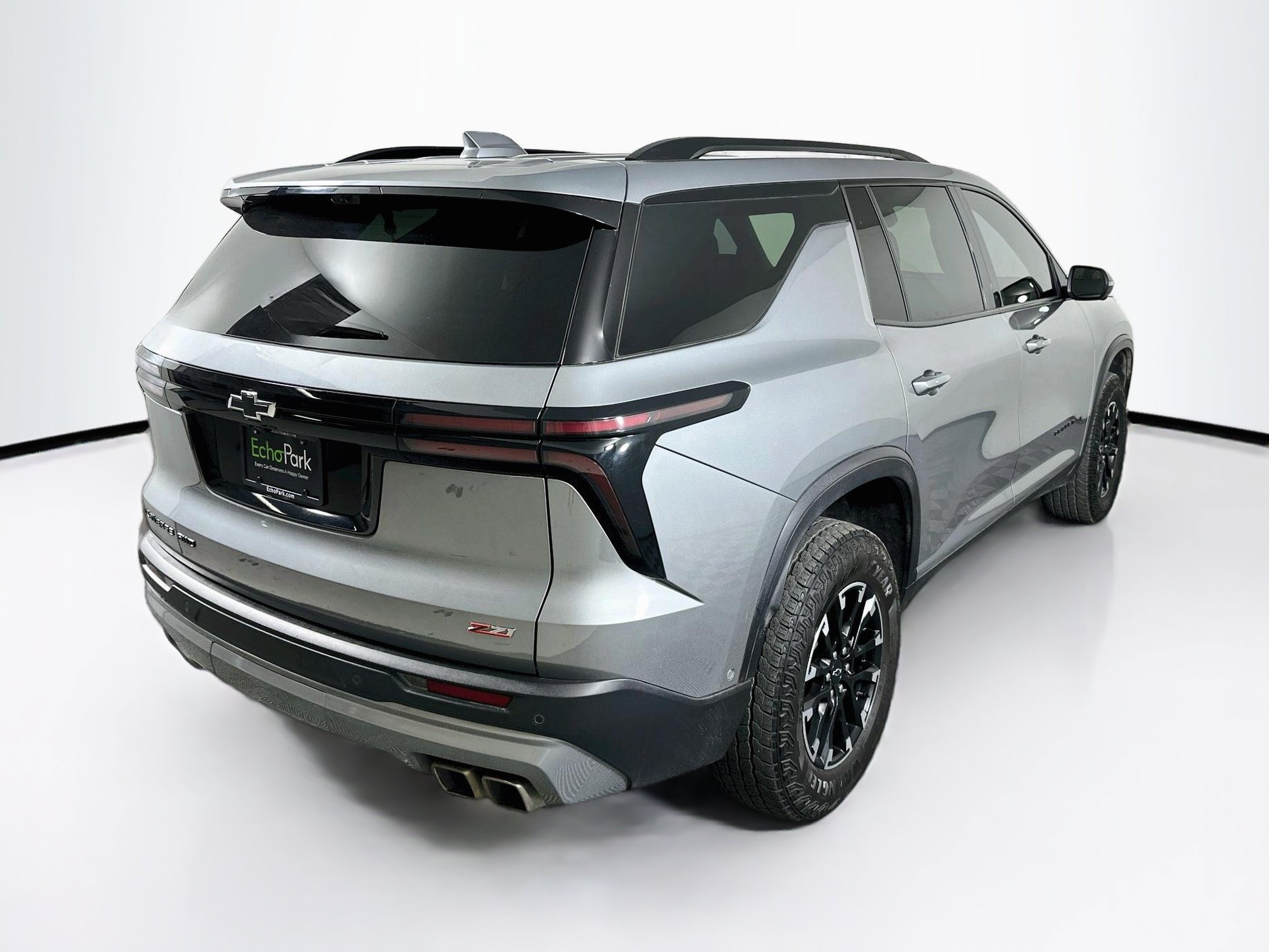 Used 2024 Chevrolet Traverse Z71 w/ Enhanced Driving Package AWD/4WD image 9