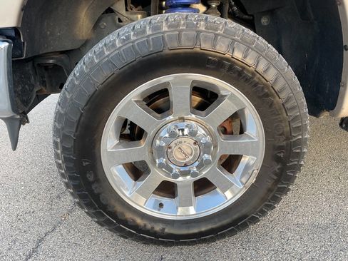 Used 2008 Ford F250 Lariat image 11