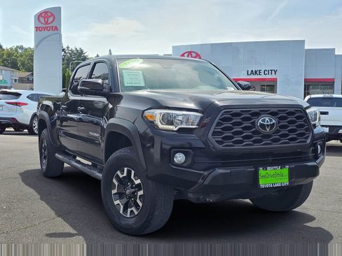 Used 2020 Toyota Tacoma TRD Off-Road w/ TRD Premium Off Road Package AWD/4WD image 1