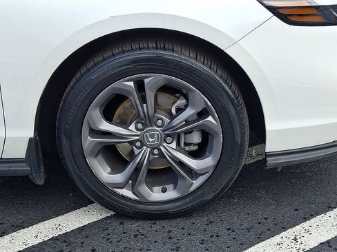 Used 2024 Honda Accord EX image 11