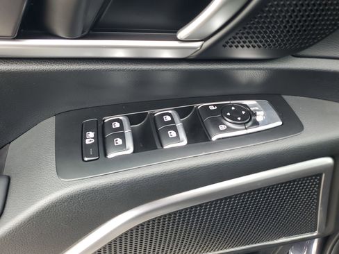 Used 2025 Kia Telluride LX FWD image 28