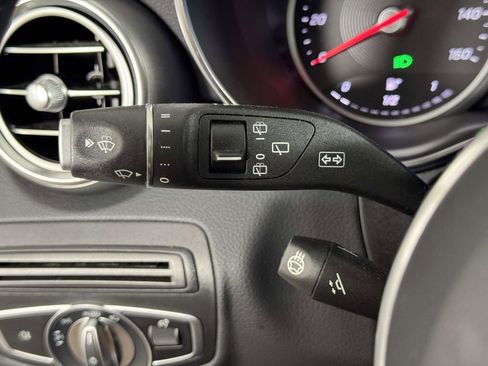 Used 2022 Mercedes-Benz GLC 300 4MATIC image 21