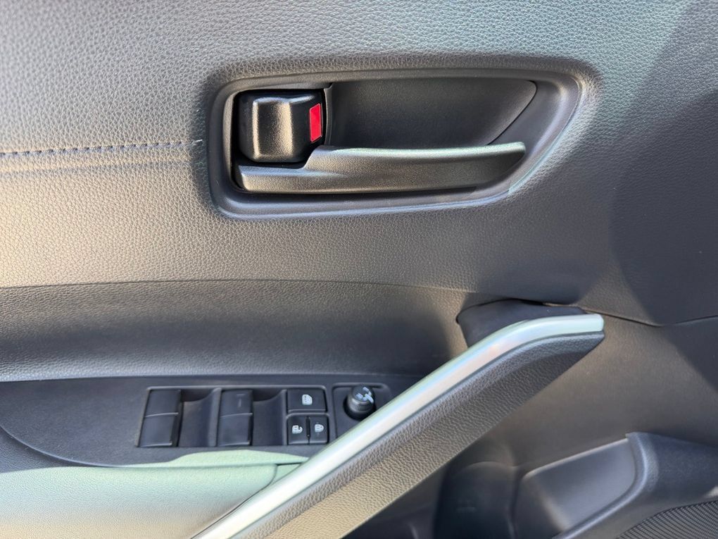 Used 2024 Toyota Corolla Cross LE FWD image 42