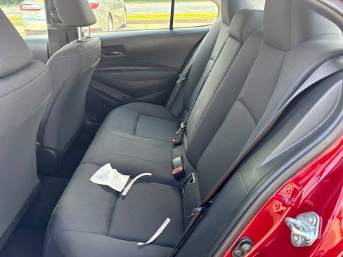 Used 2025 Toyota Corolla LE FWD image 20