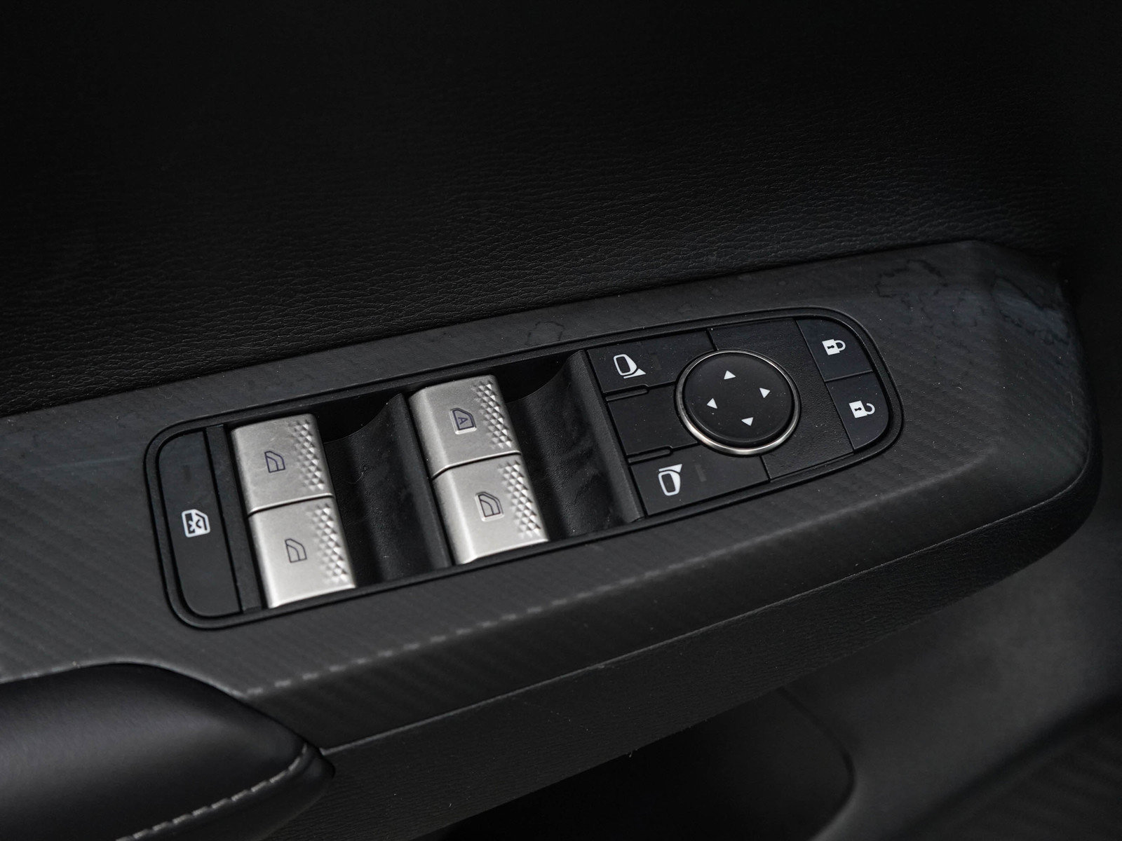 Used 2022 Mitsubishi Outlander SE AWD/4WD image 22