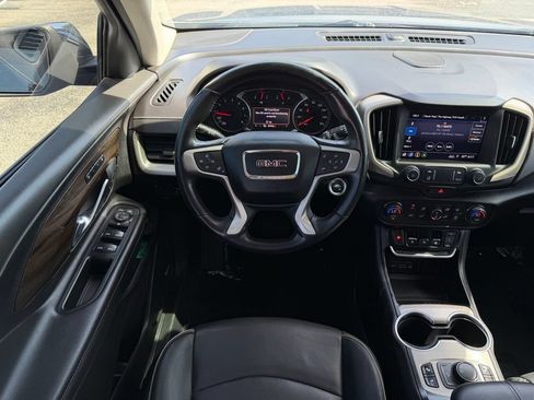 Used 2019 GMC Terrain Denali w/ Comfort Package FWD image 16