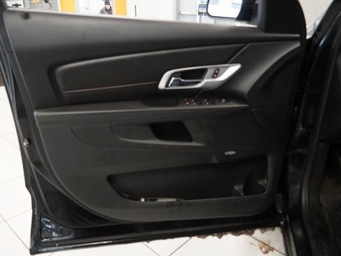 Used 2017 GMC Terrain SLE w/ Convenience Package image 16