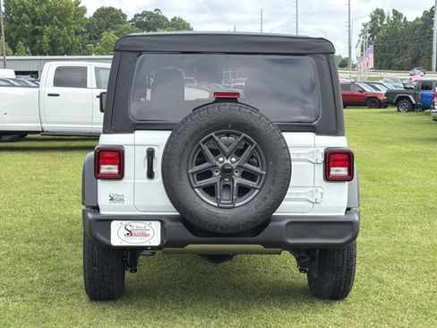 New 2026 Jeep Wrangler Unlimited Sport AWD/4WD image 8