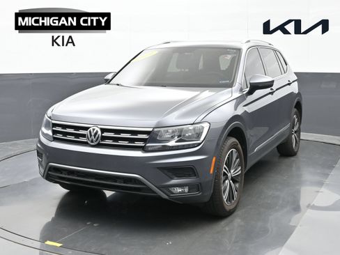 Used 2019 Volkswagen Tiguan SEL w/ 3rd Row Seat Package AWD/4WD image 1