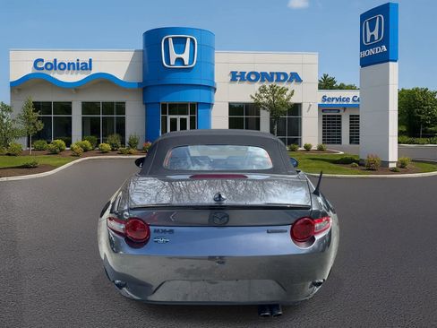 Used 2021 MAZDA MX-5 Miata Club image 5