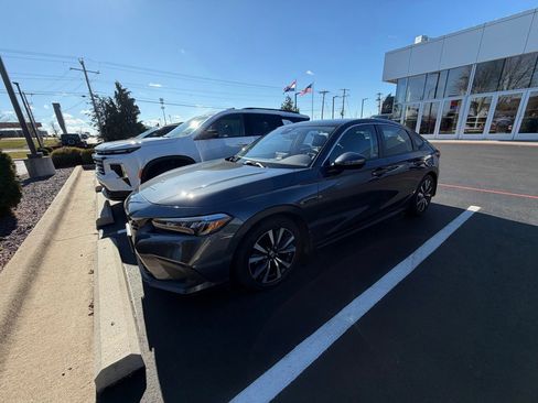 Used 2023 Honda Civic EX-L image 11