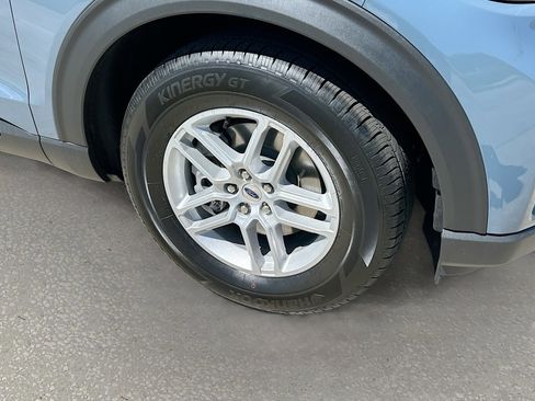 New 2026 Ford Explorer Active image 19