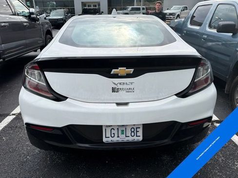 Used 2017 Chevrolet Volt LT w/ Comfort Package FWD image 6