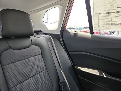 New 2025 Chevrolet Trax LT w/ Driver Confidence Package image 6