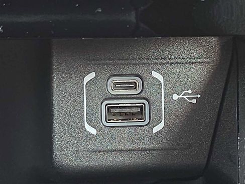 New 2026 Jeep Compass Latitude AWD/4WD image 36