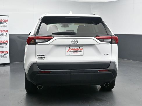 Used 2024 Toyota RAV4 XLE FWD image 7