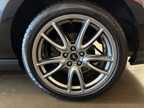 Used 2012 Ford Mustang GT Premium w/ Brembo Brake Pkg image 43