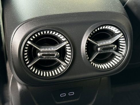 Used 2024 Chevrolet Blazer EV LT AWD/4WD image 20