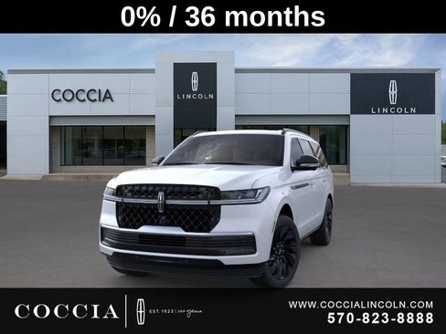 New 2025 Lincoln Navigator Reserve w/ Jet Appearance Package image 2