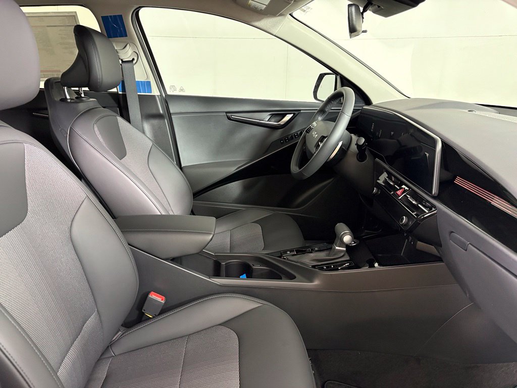 New 2026 Kia Niro EX FWD image 15