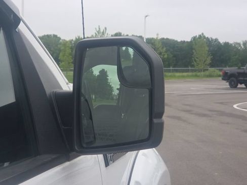 Used 2020 Ford F150 XLT w/ Trailer Tow Package AWD/4WD image 6