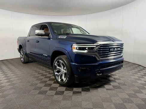 Used 2024 RAM 1500 Limited AWD/4WD image 4