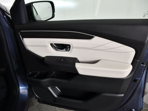 Certified 2026 Honda Pilot image 40