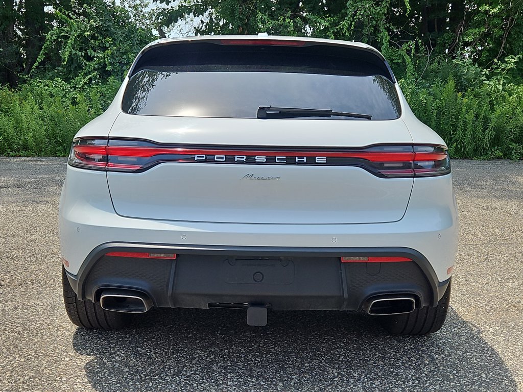 Certified 2026 Porsche Macan AWD/4WD image 6