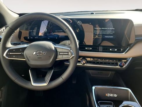 New 2026 Chevrolet Equinox ACTIV image 14