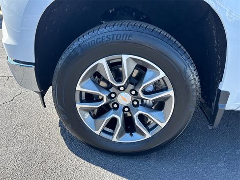 Certified 2025 Chevrolet Silverado 1500 LT image 12