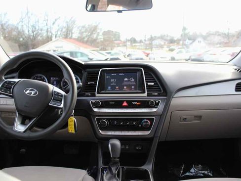 Used 2018 Hyundai Sonata SE image 26