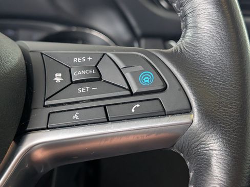 Used 2018 Nissan Rogue SL w/ Premium Package AWD/4WD image 20