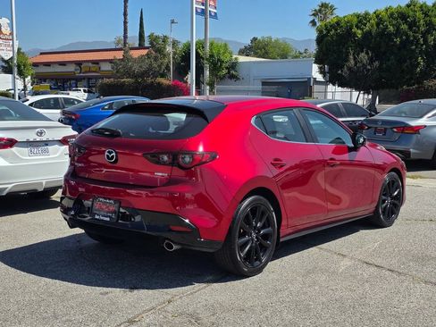 Used 2024 MAZDA MAZDA3 s FWD image 5