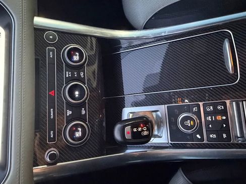 Used 2017 Land Rover Range Rover Sport SVR image 31