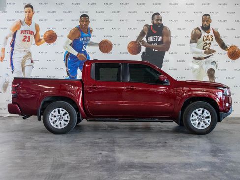 Used 2024 Nissan Frontier SV w/ SV Convenience Package RWD image 17
