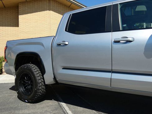 Used 2024 Toyota Tundra Platinum image 6