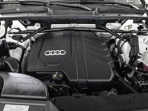 Used 2021 Audi Q5 2.0T Premium Plus w/ Premium Plus Package AWD/4WD image 24